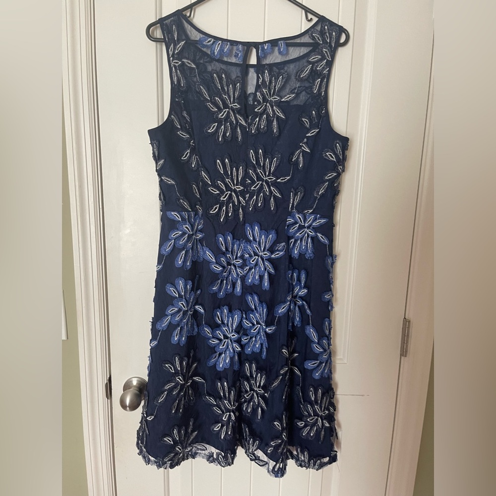 Adrianna Papell Knee length Lacey Midi Dress